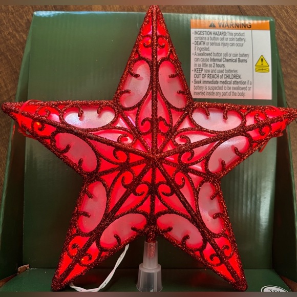 NWT Red Star Battery-Operated LED Christmas Tree Topper, 9”x11” by Holiday Time - Picture 7 of 7